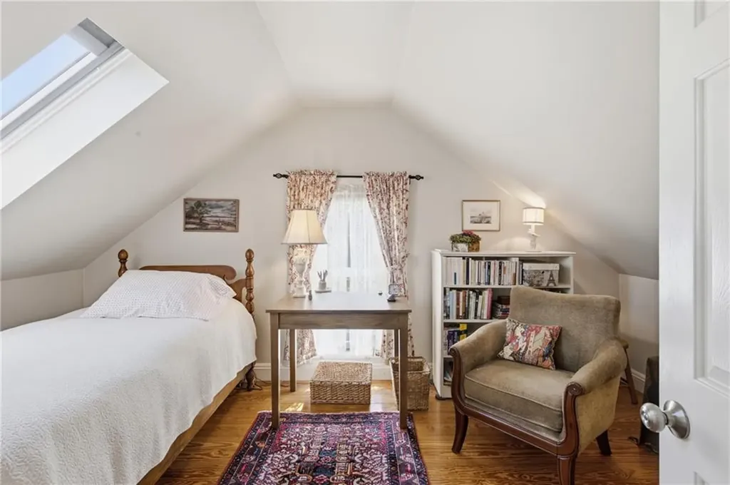 6 Brooks Avenue Newport RI 02840