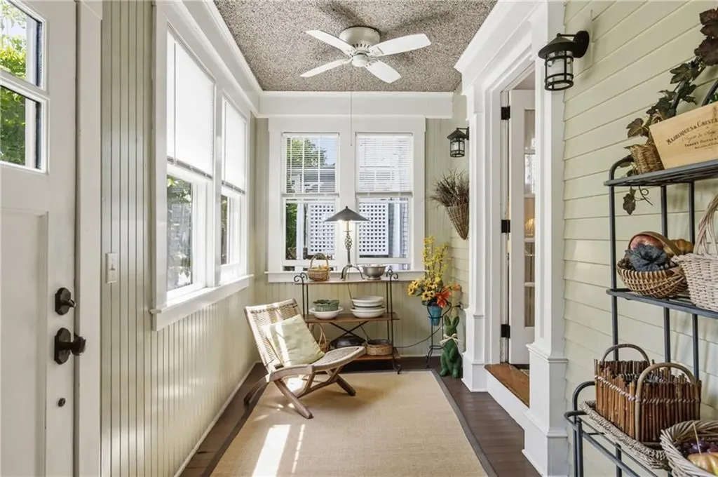 6 Brooks Avenue Newport RI 02840