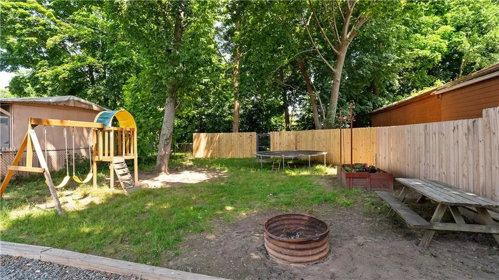 551 Pond Street Woonsocket RI 02895