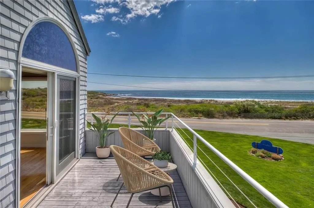 204 Bellevue Court Narragansett RI 02882