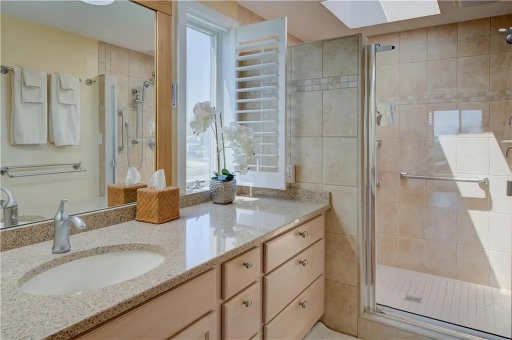 204 Bellevue Court Narragansett RI 02882