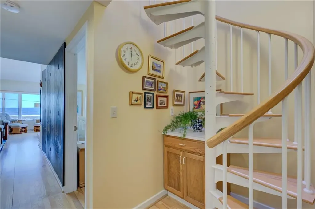 204 Bellevue Court Narragansett RI 02882