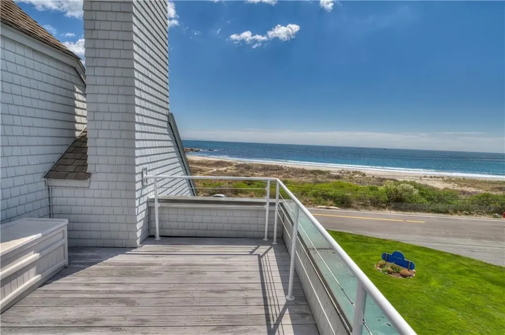 204 Bellevue Court Narragansett RI 02882