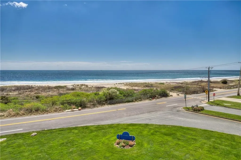 204 Bellevue Court Narragansett RI 02882