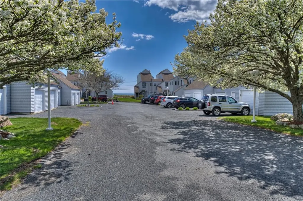 204 Bellevue Court Narragansett RI 02882