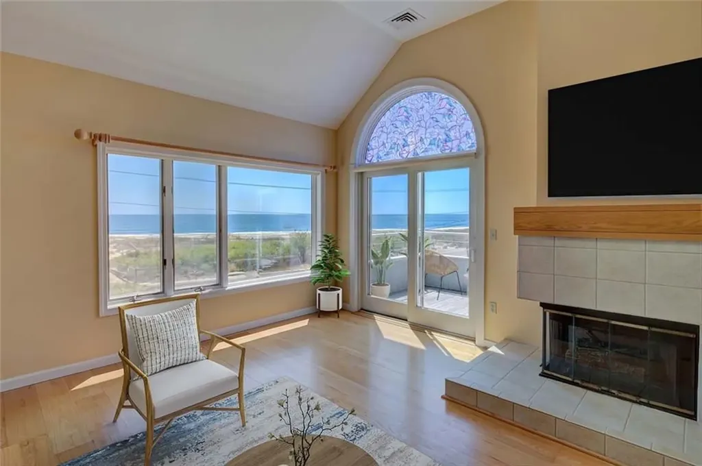 204 Bellevue Court Narragansett RI 02882