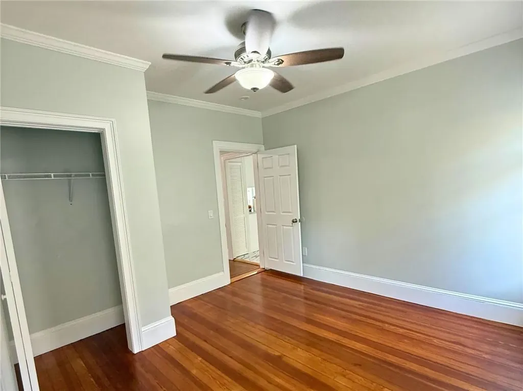 104 Oakland Avenue Providence RI 02908