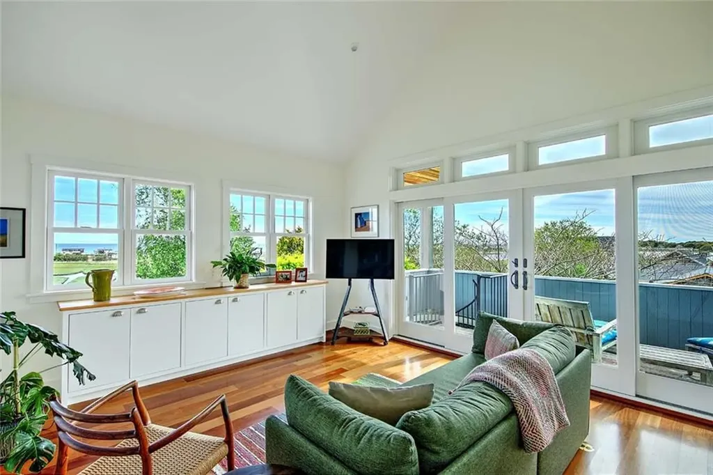 70 Third Street Westport MA 02790