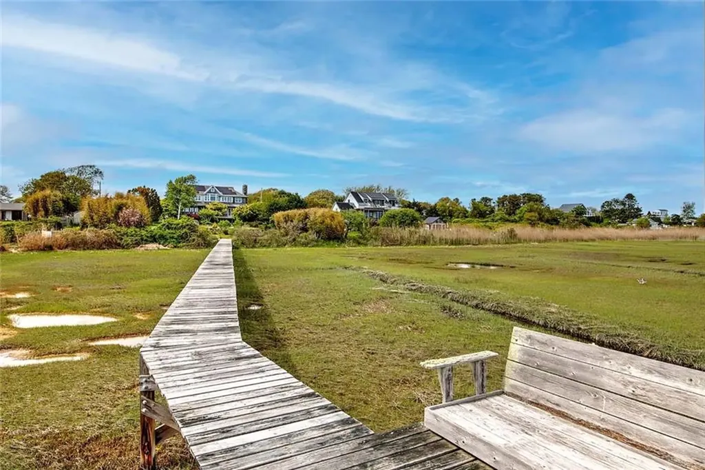 70 Third Street Westport MA 02790