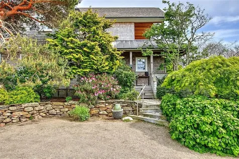 70 Third Street Westport MA 02790