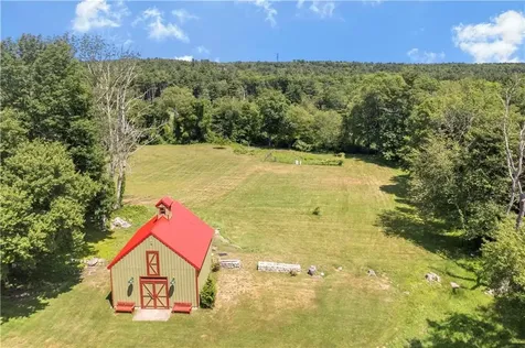 84 Dark Lantern Hill Road Killingly CT 06239