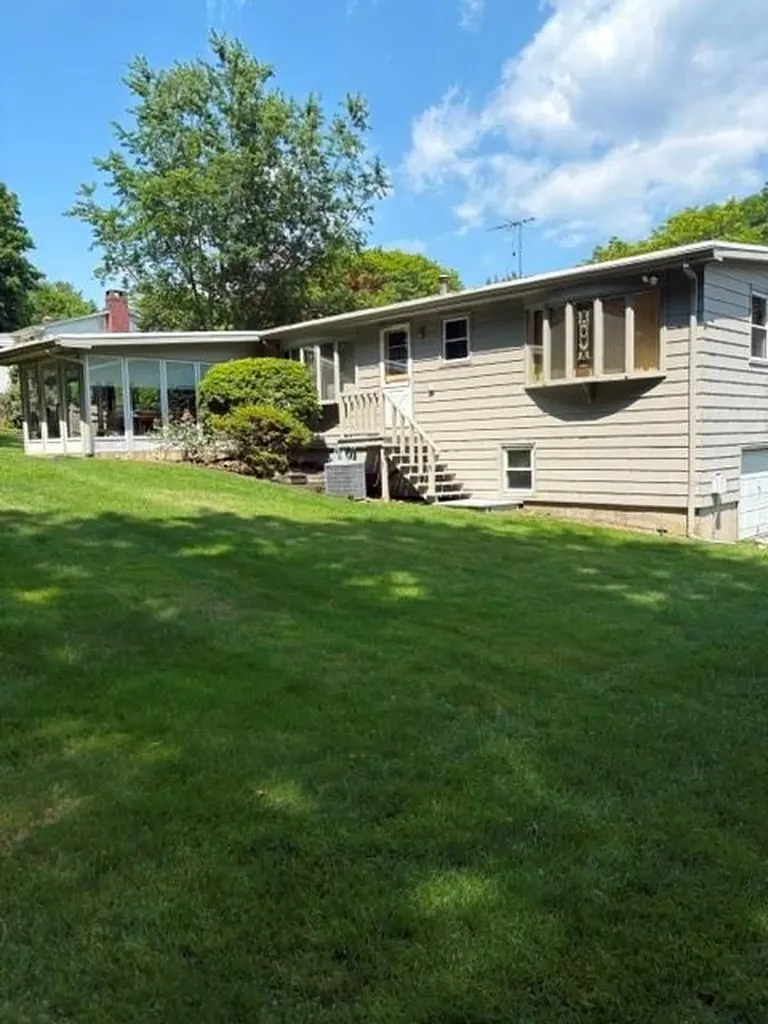 175 Birkshire Drive Warwick RI 02886