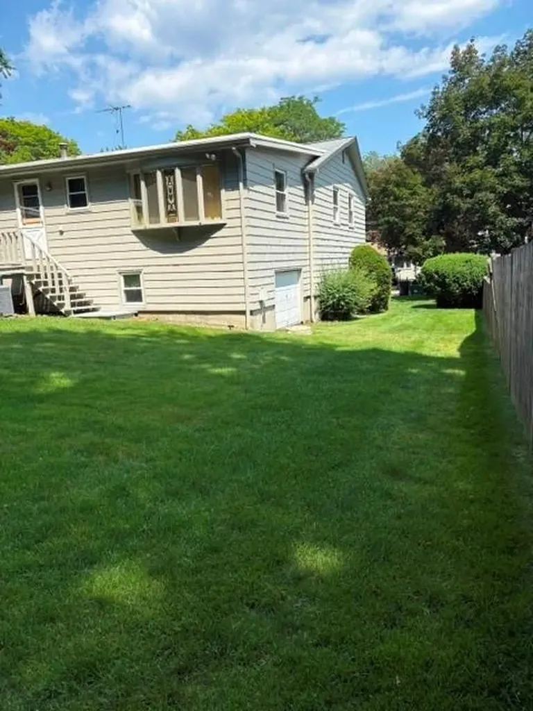 175 Birkshire Drive Warwick RI 02886