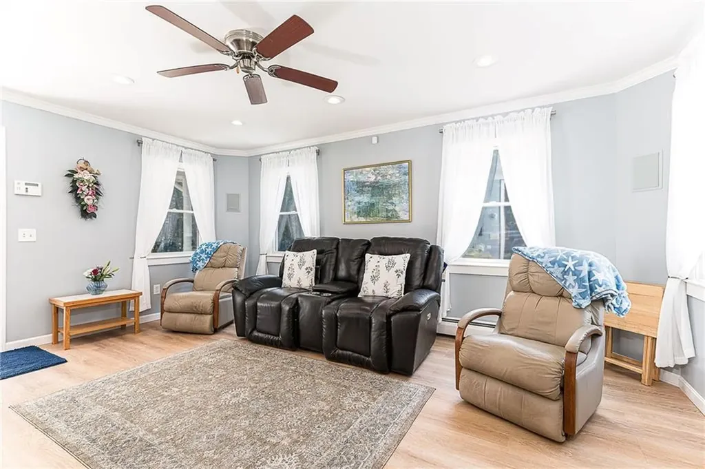 147 Woodville Alton Road Hopkinton RI 02832