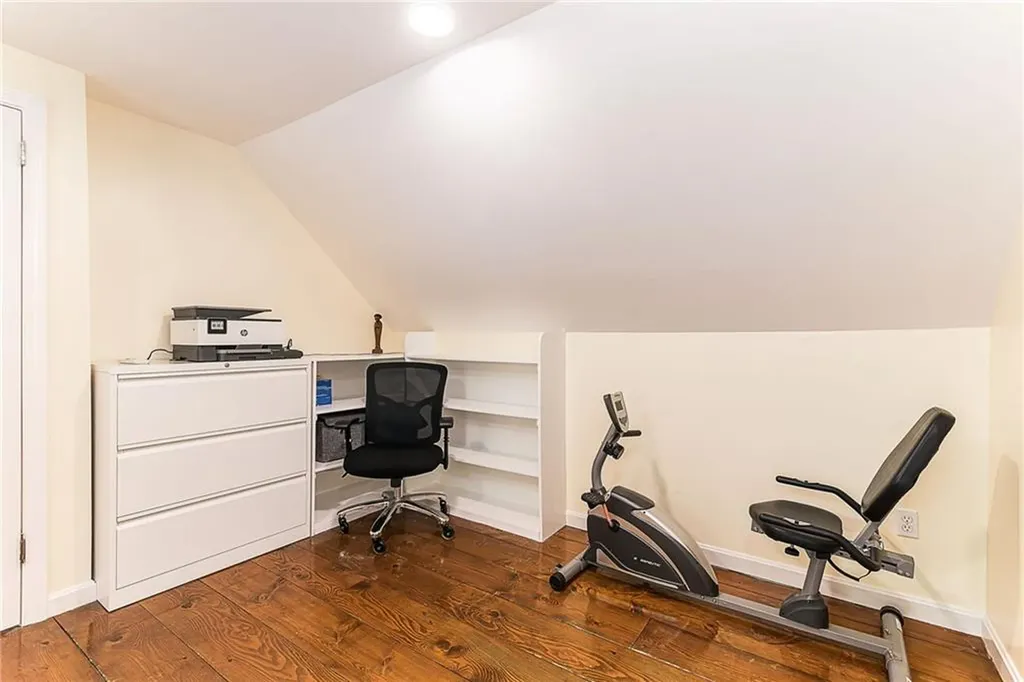 147 Woodville Alton Road Hopkinton RI 02832