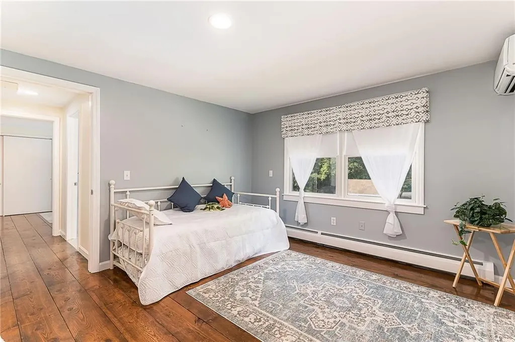 147 Woodville Alton Road Hopkinton RI 02832