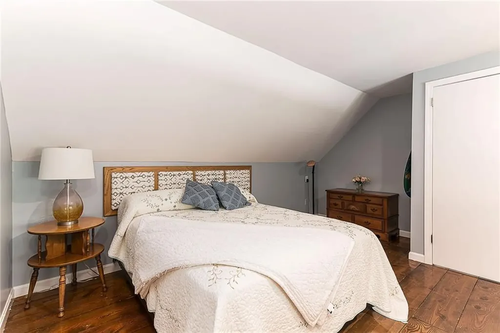 147 Woodville Alton Road Hopkinton RI 02832
