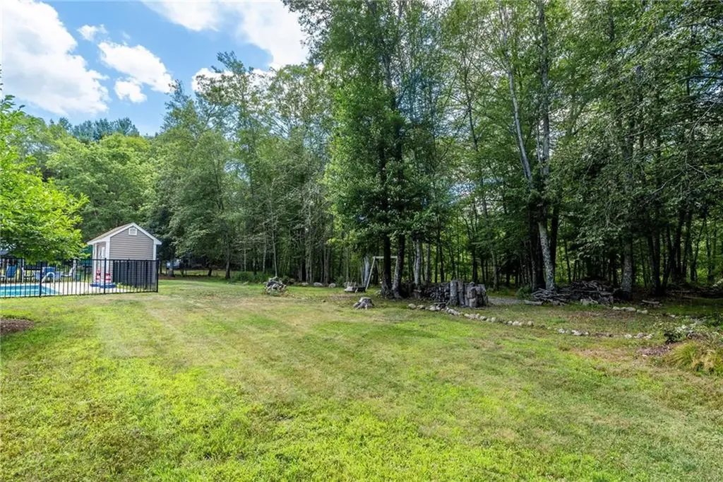 147 Woodville Alton Road Hopkinton RI 02832