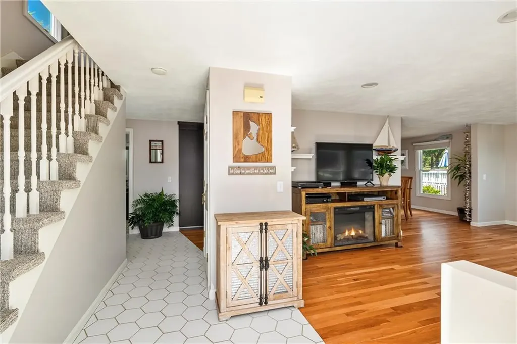 357 Capron Farm Drive Warwick RI 02886