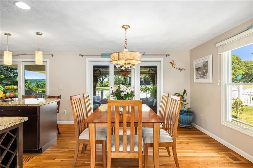 357 Capron Farm Drive Warwick RI 02886