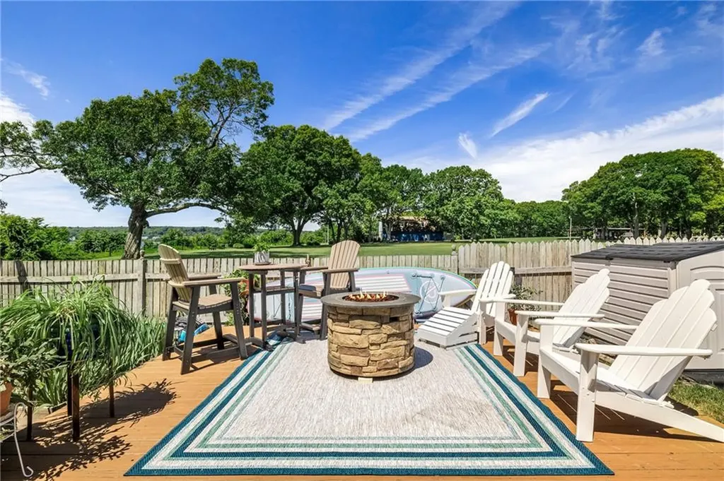 357 Capron Farm Drive Warwick RI 02886