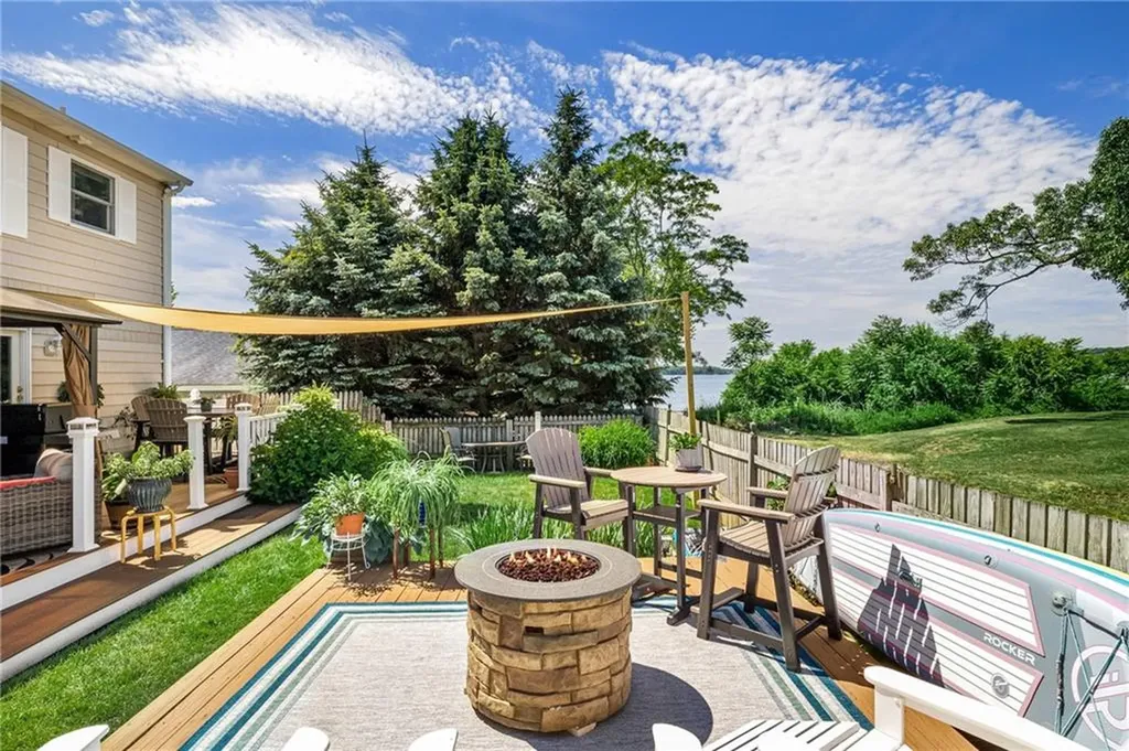 357 Capron Farm Drive Warwick RI 02886