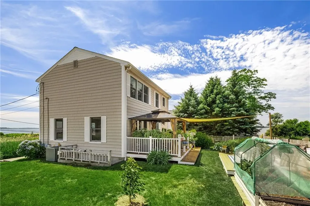 357 Capron Farm Drive Warwick RI 02886