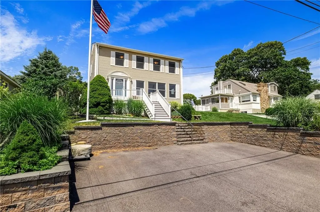 357 Capron Farm Drive Warwick RI 02886