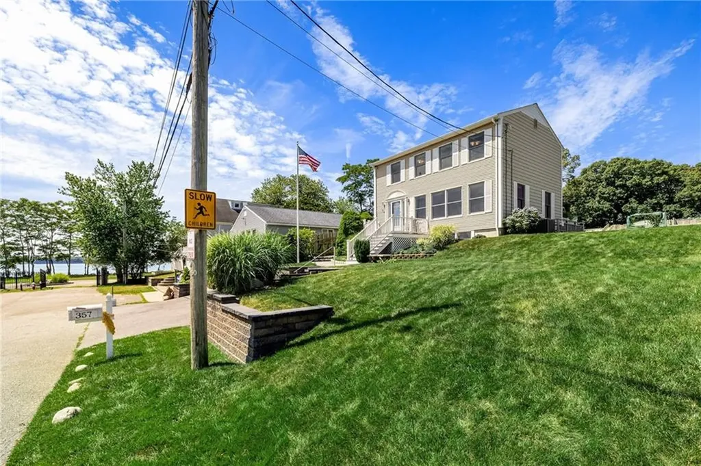 357 Capron Farm Drive Warwick RI 02886
