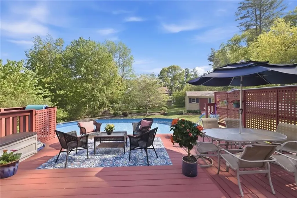 30 Princess Pine Circle Taunton MA 02780