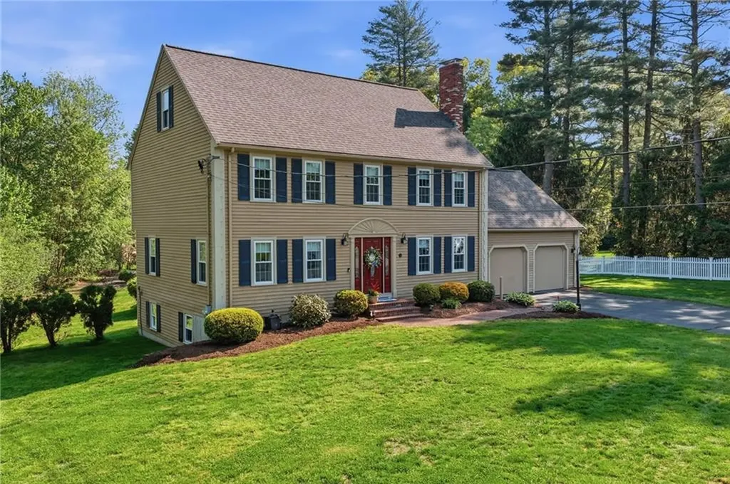 30 Princess Pine Circle Taunton MA 02780