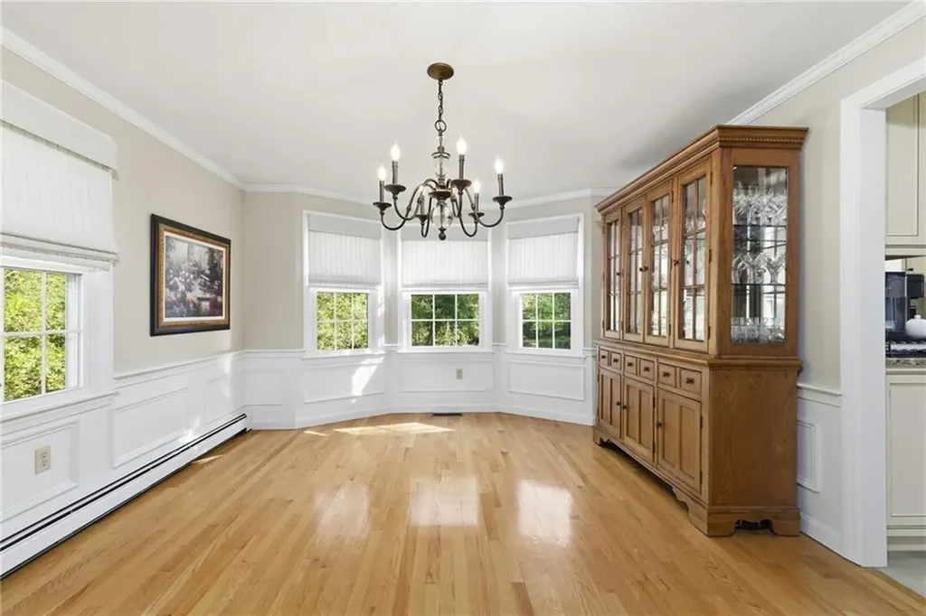 30 Princess Pine Circle Taunton MA 02780