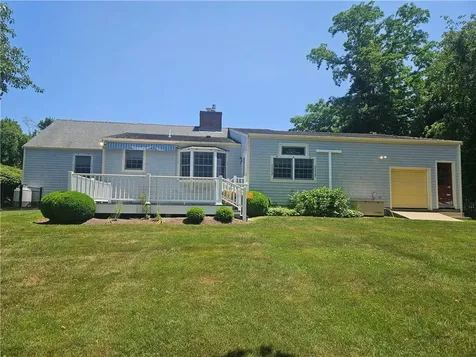 180 Poppasquash Road Bristol RI 02809