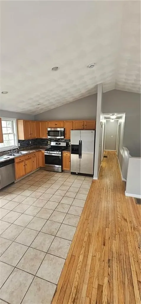 80 Unit Street Providence RI 02909