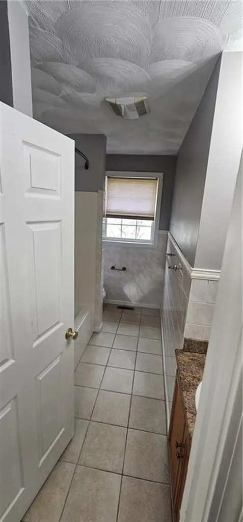 80 Unit Street Providence RI 02909