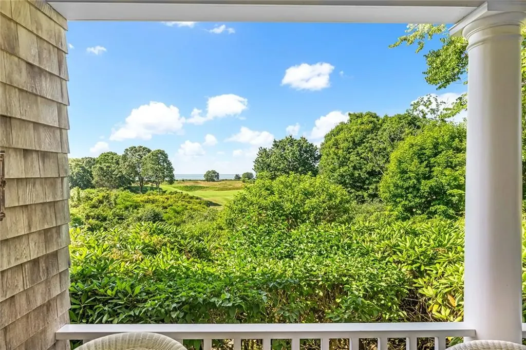26 East Hills Road Westerly RI 02891