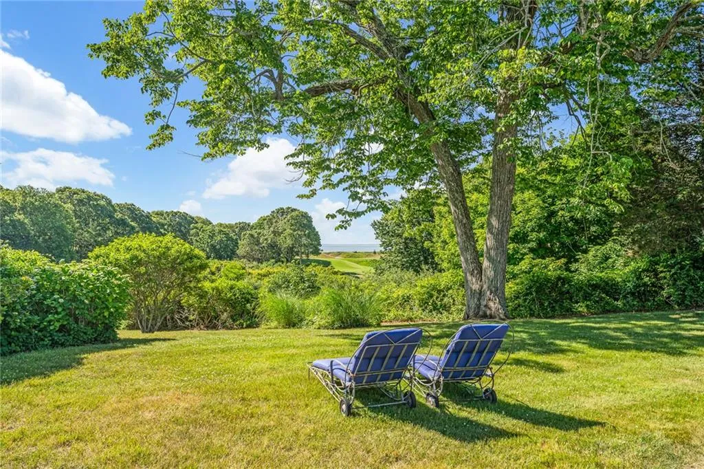 26 East Hills Road Westerly RI 02891