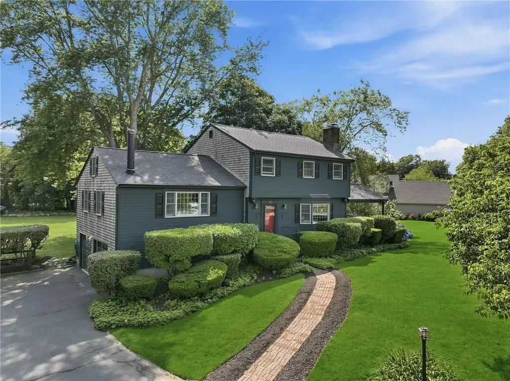 131 Taylor Road Portsmouth RI 02871