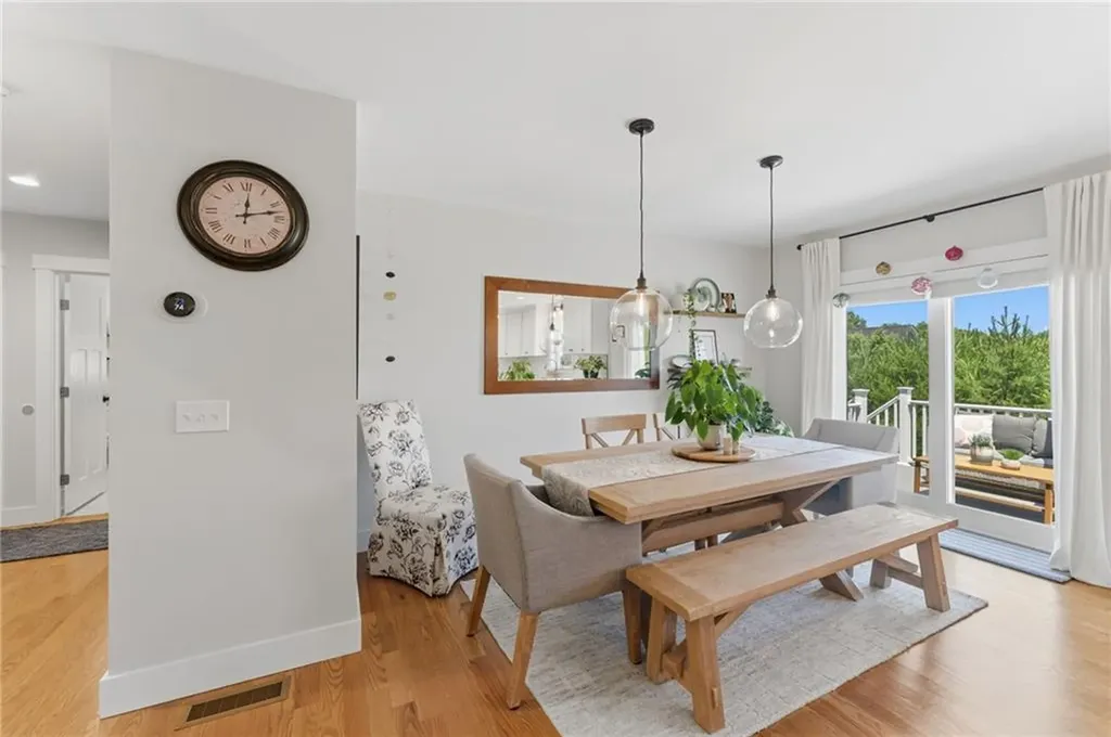 30 Silas Hill Way Exeter RI 02822