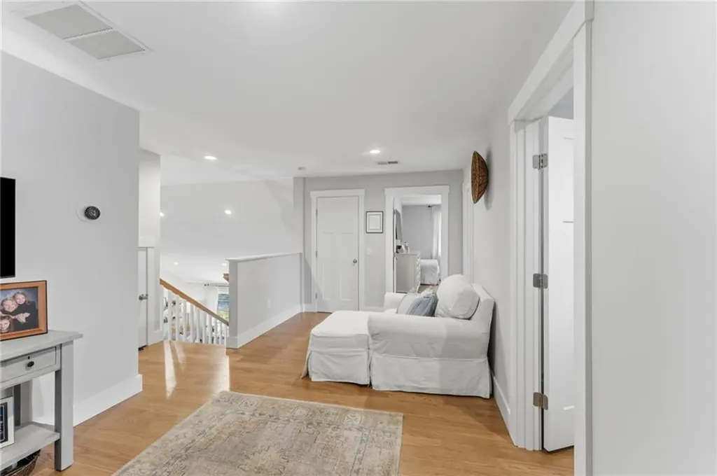 30 Silas Hill Way Exeter RI 02822