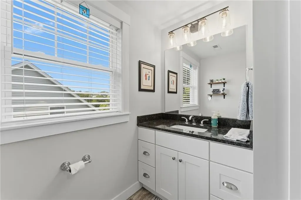 30 Silas Hill Way Exeter RI 02822