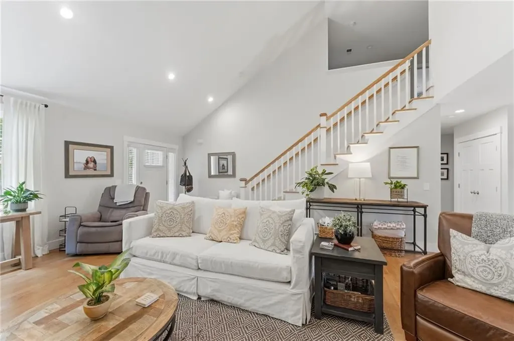 30 Silas Hill Way Exeter RI 02822