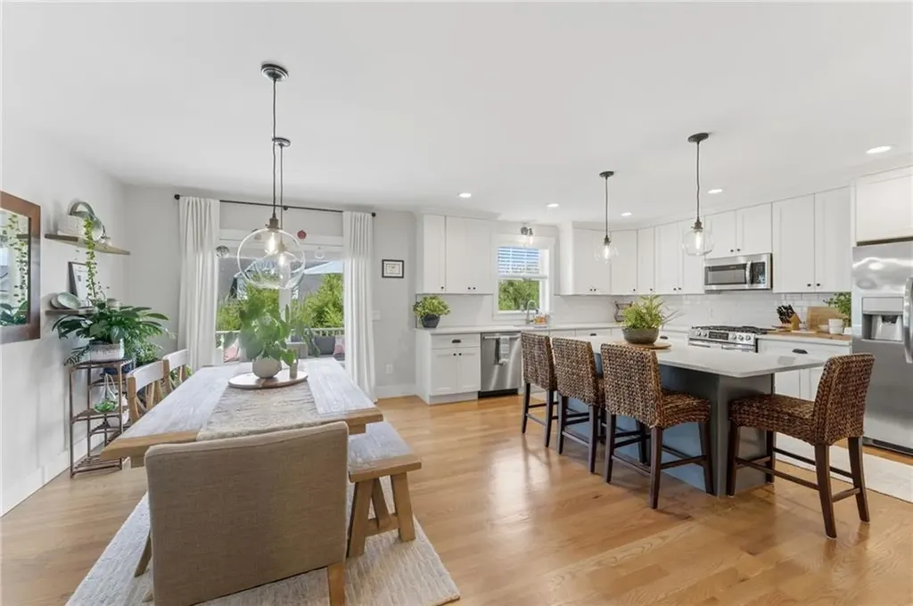 30 Silas Hill Way Exeter RI 02822