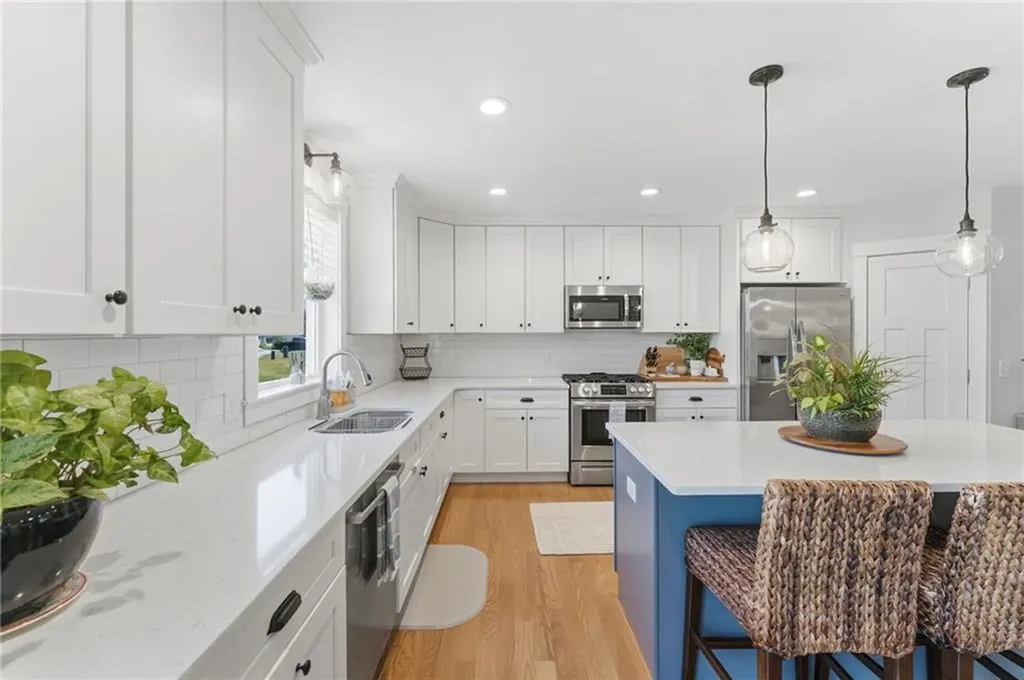 30 Silas Hill Way Exeter RI 02822