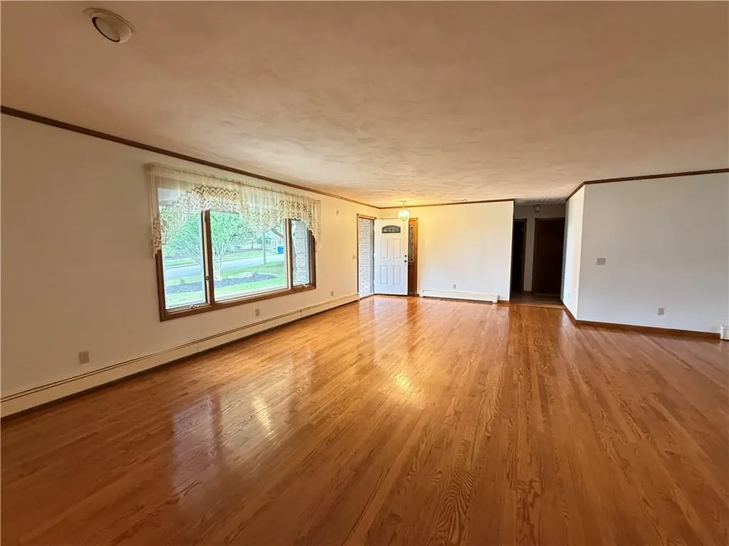 161 Council Rock Road Cranston RI 02921