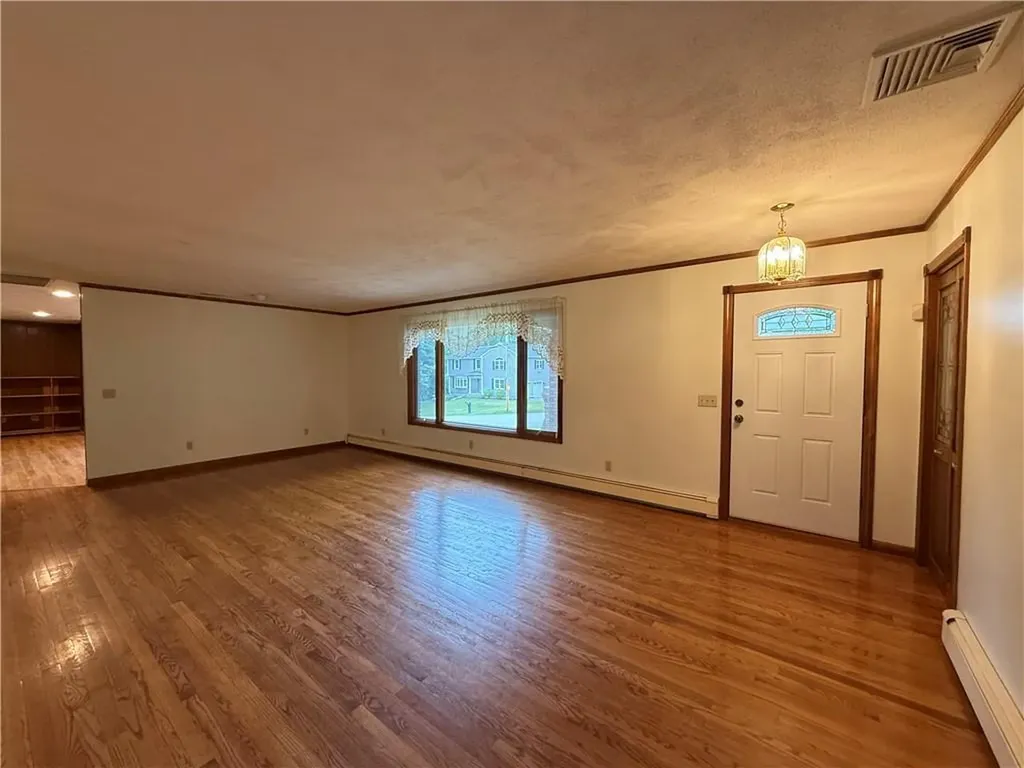 161 Council Rock Road Cranston RI 02921