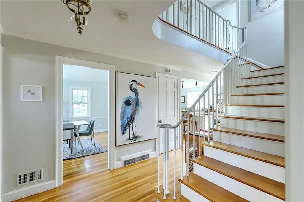 129 Fosdyke Street Providence RI 02906