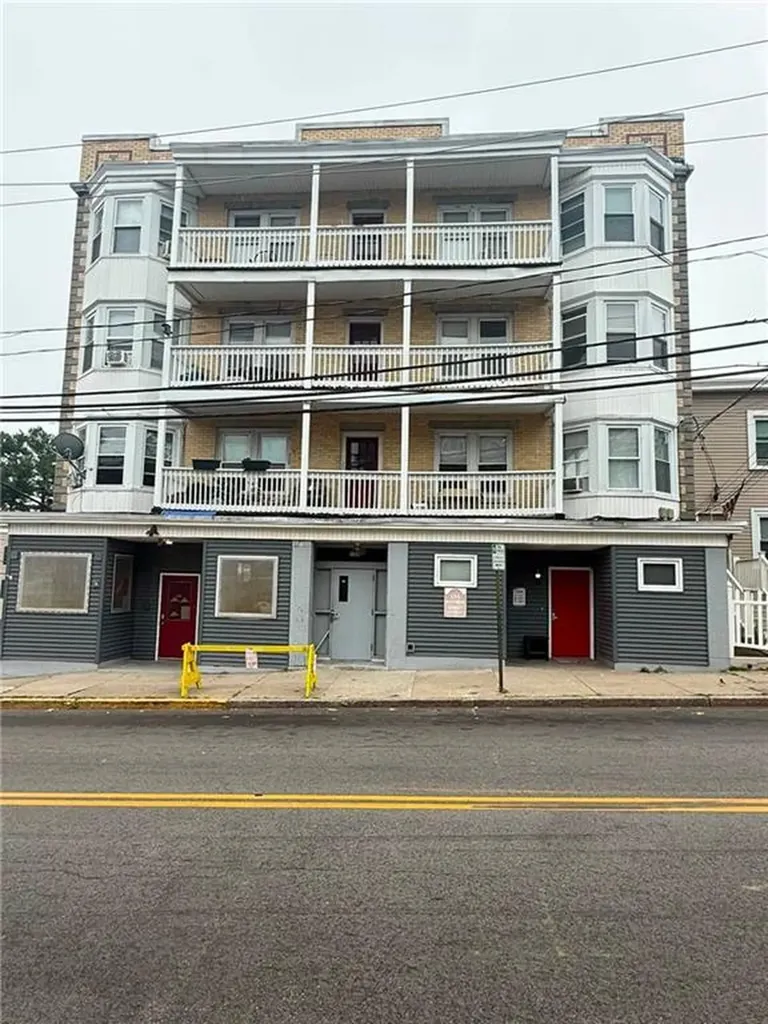 134 Rathbun Street Woonsocket RI 02895