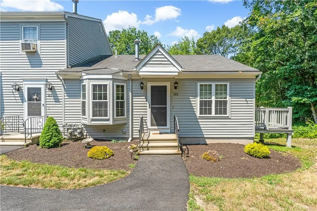 565 Quaker Lane West Warwick RI 02893