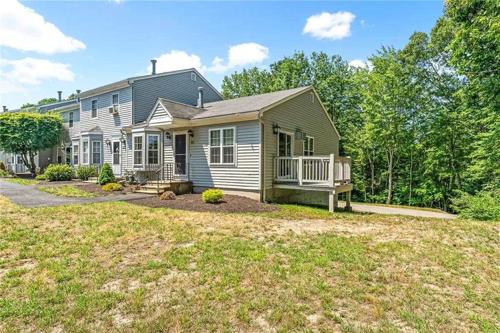 565 Quaker Lane West Warwick RI 02893
